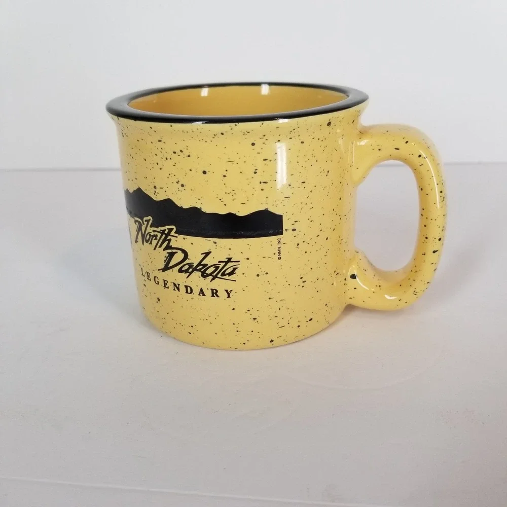 North Dakota Legendary Yellow Speckled Ceramic‎ Campfire Coffee Mug Bison Horse